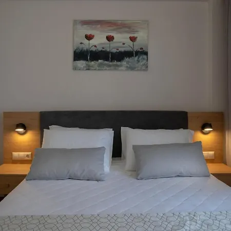 Chania City Apartment *